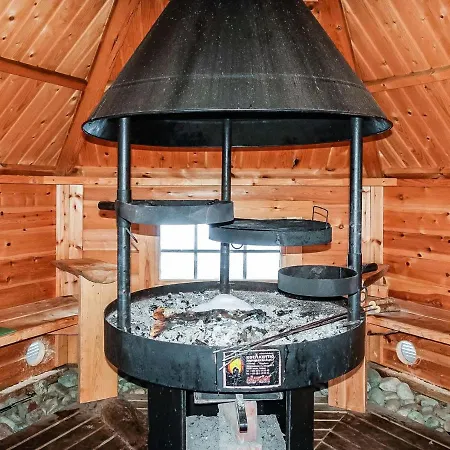 Tikkatupa By Interhome Леви