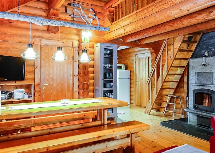 펜션 Tikkatupa By Interhome 레비