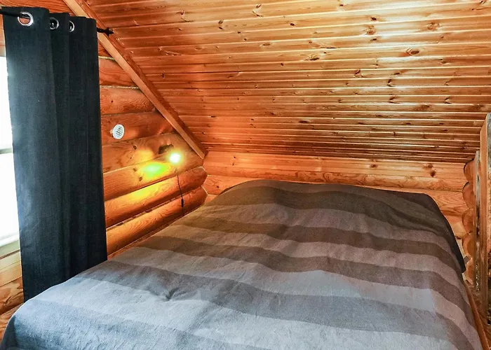 펜션 Tikkatupa By Interhome 레비